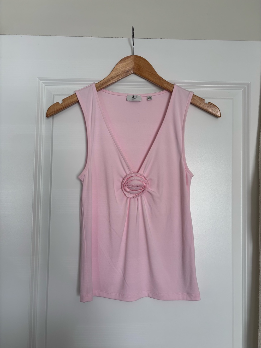 Aritzia Light Pink V-Neck Bloom Top